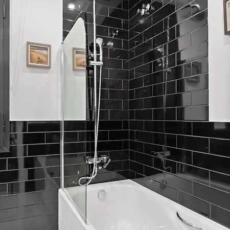 Апартаменты Chic Flat In Miraflores Фуэнхирола