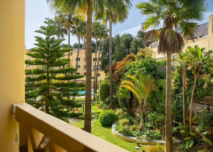 Chic Flat In Miraflores Fuengirola